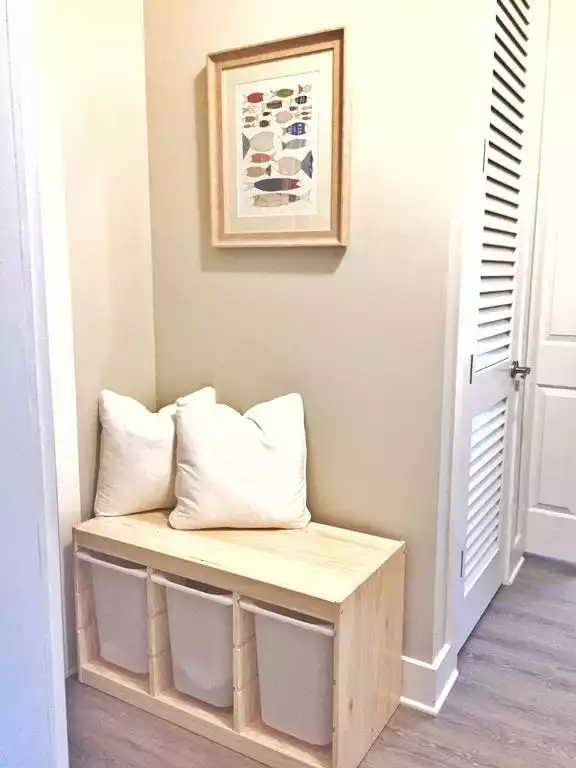 Mudroom bench for sandy gear