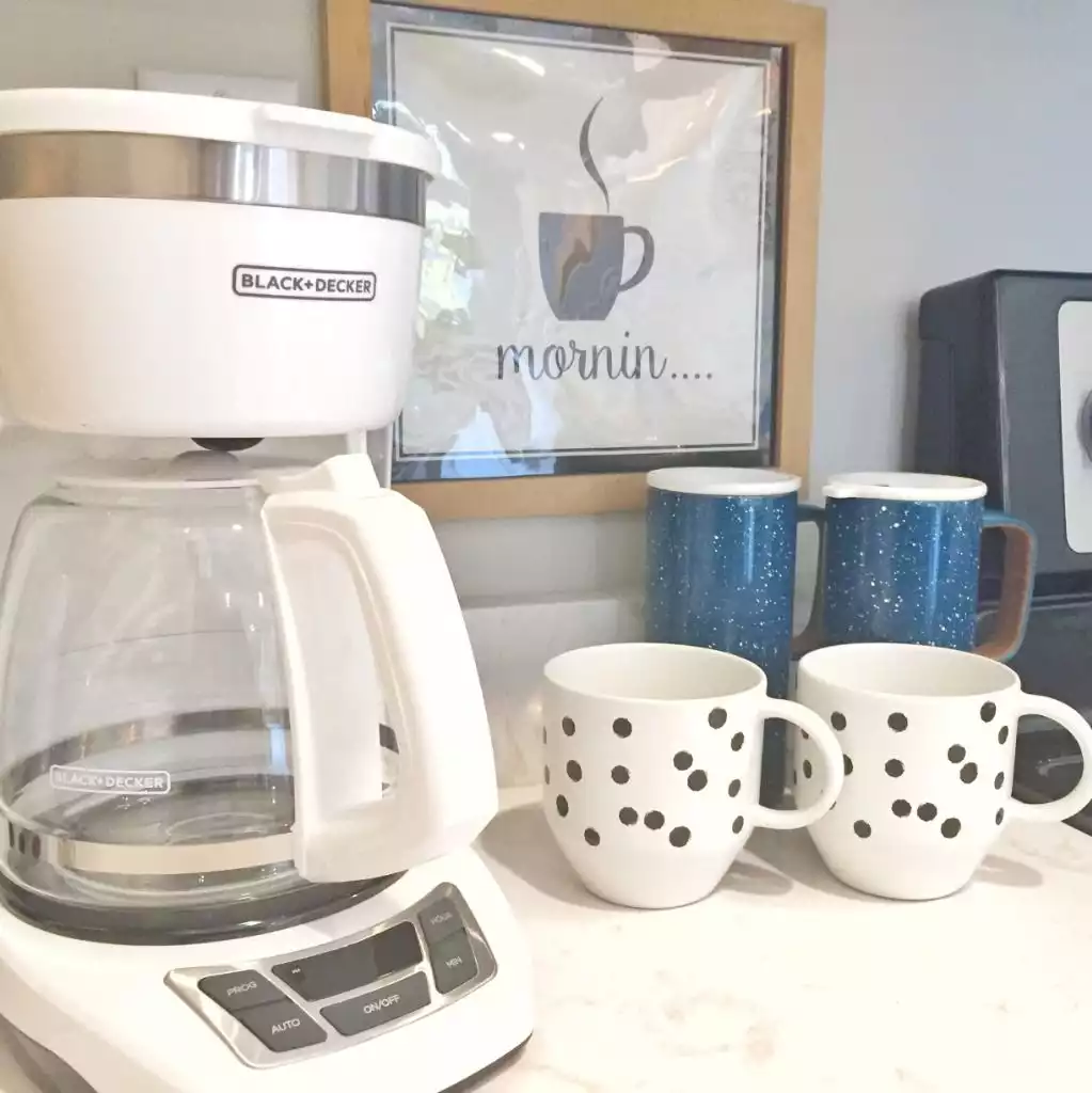 Coffee station with drip and Keurig